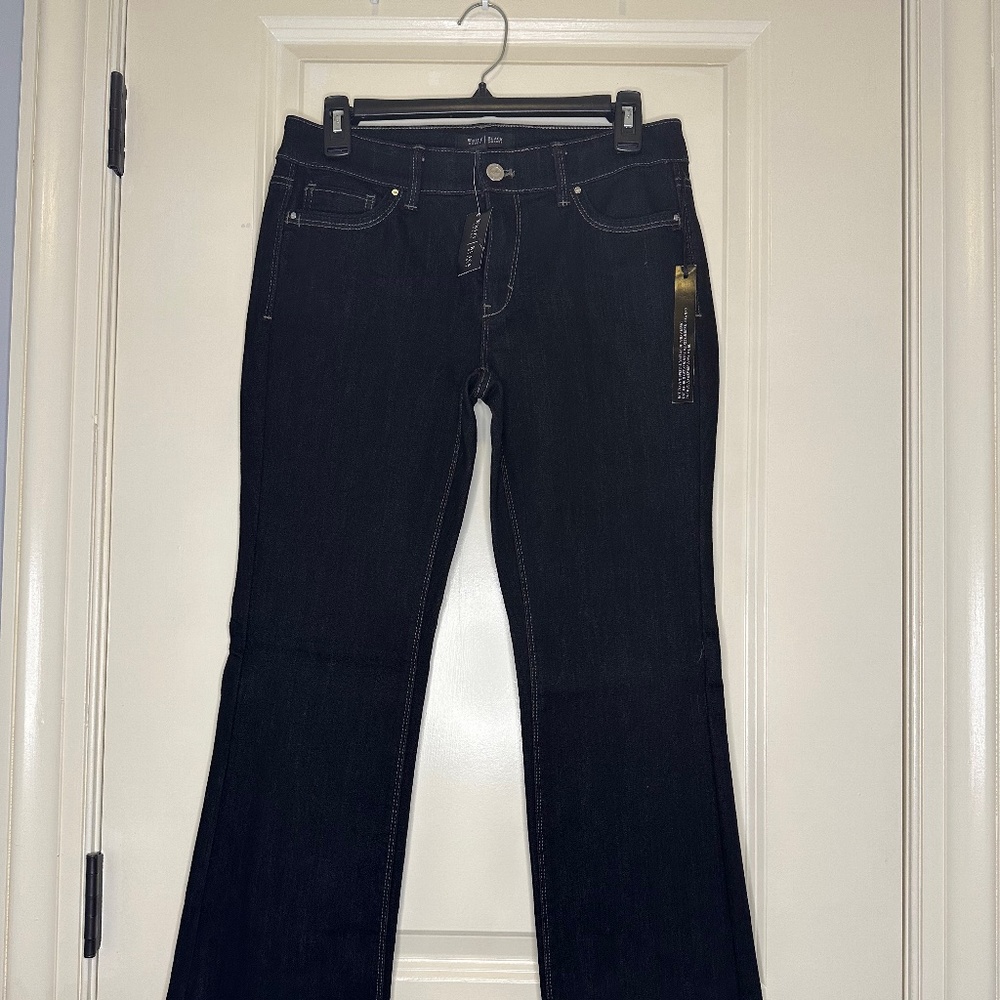 NWT White House Black Market Womens Bootcut Jeans - Size 4S